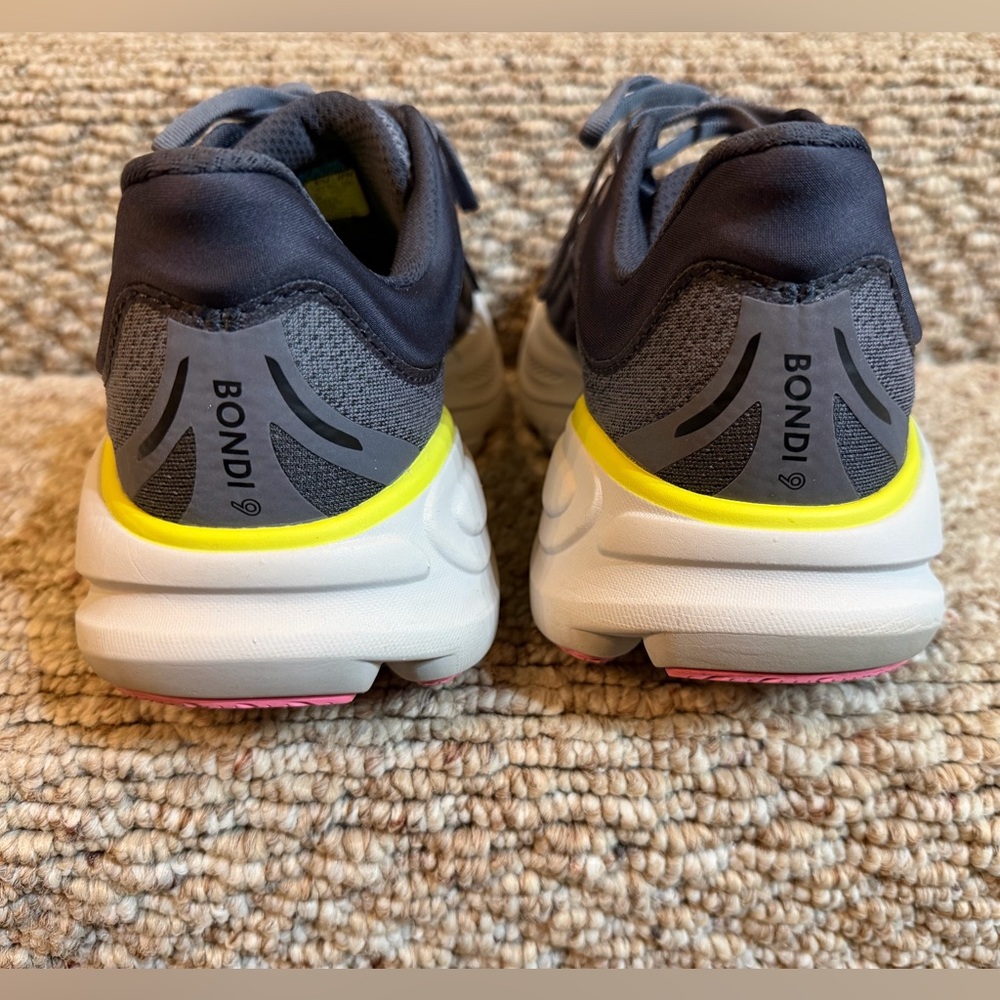 Hoka Bondi 9 Women’s Size 9 - Picture 5 of 7